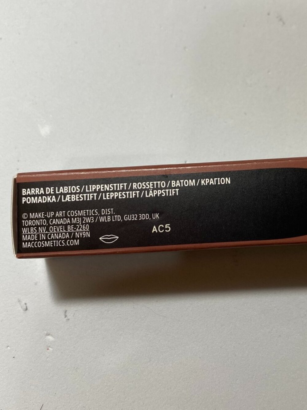 MAC MACximal 669 Warm Teddy Silky Matte Lipstick 0.12 oz NIB New in Box - Picture 3 of 4
